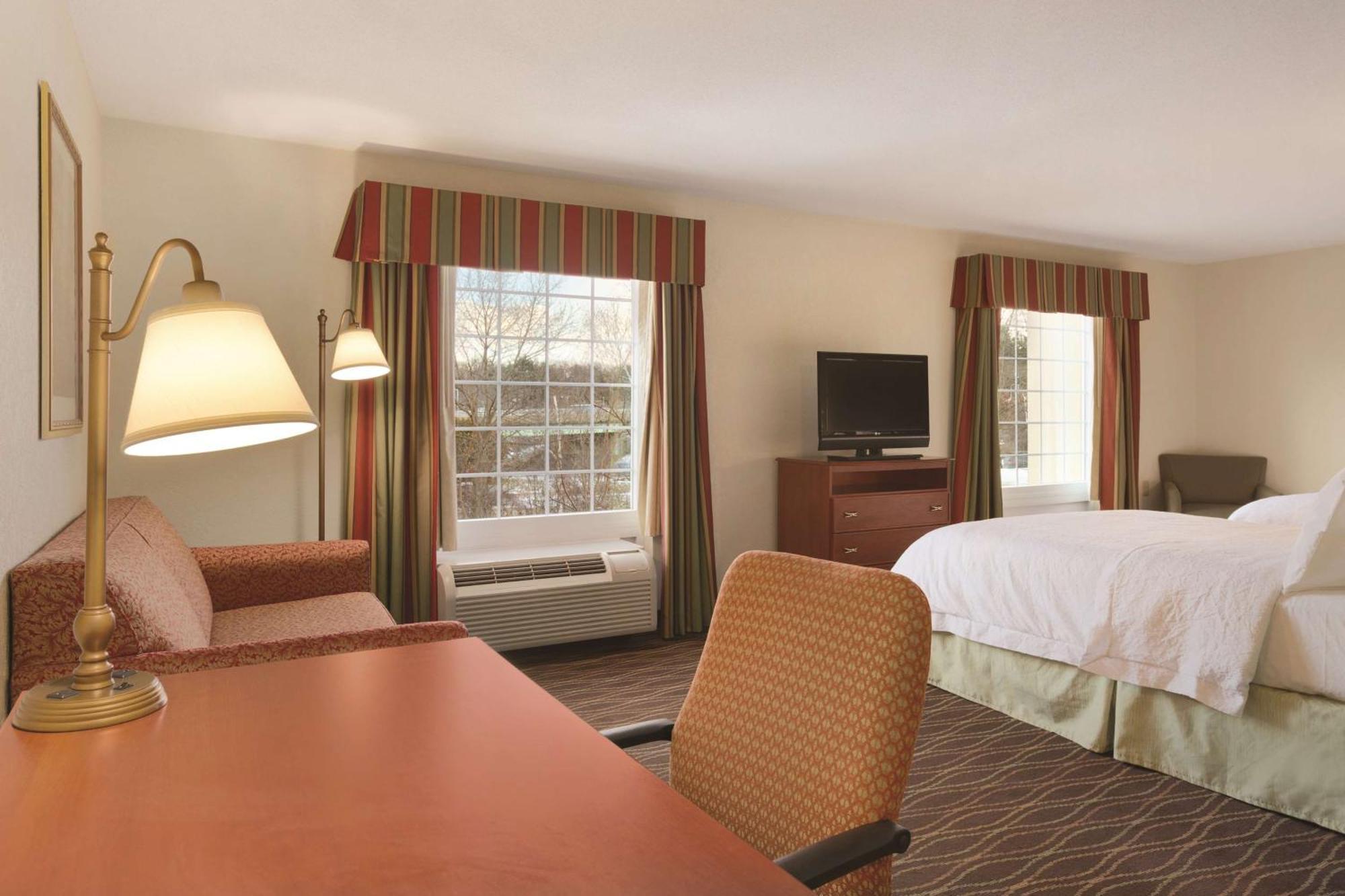Hampton Inn & Suites Greenfield Εξωτερικό φωτογραφία